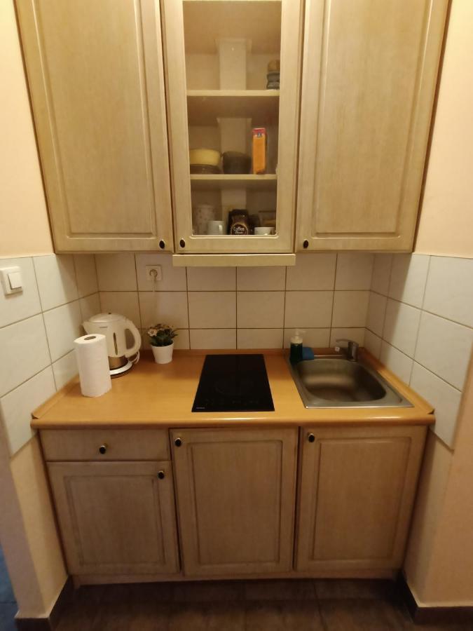 Pokoje Pod Swierkiem Swarzedz Exterior photo